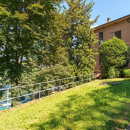 Cozy Lake View With Pool And Park! Apartment *