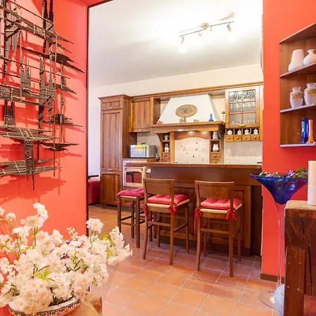 Cozy Lake View With Pool And Park! Apartment Nesso